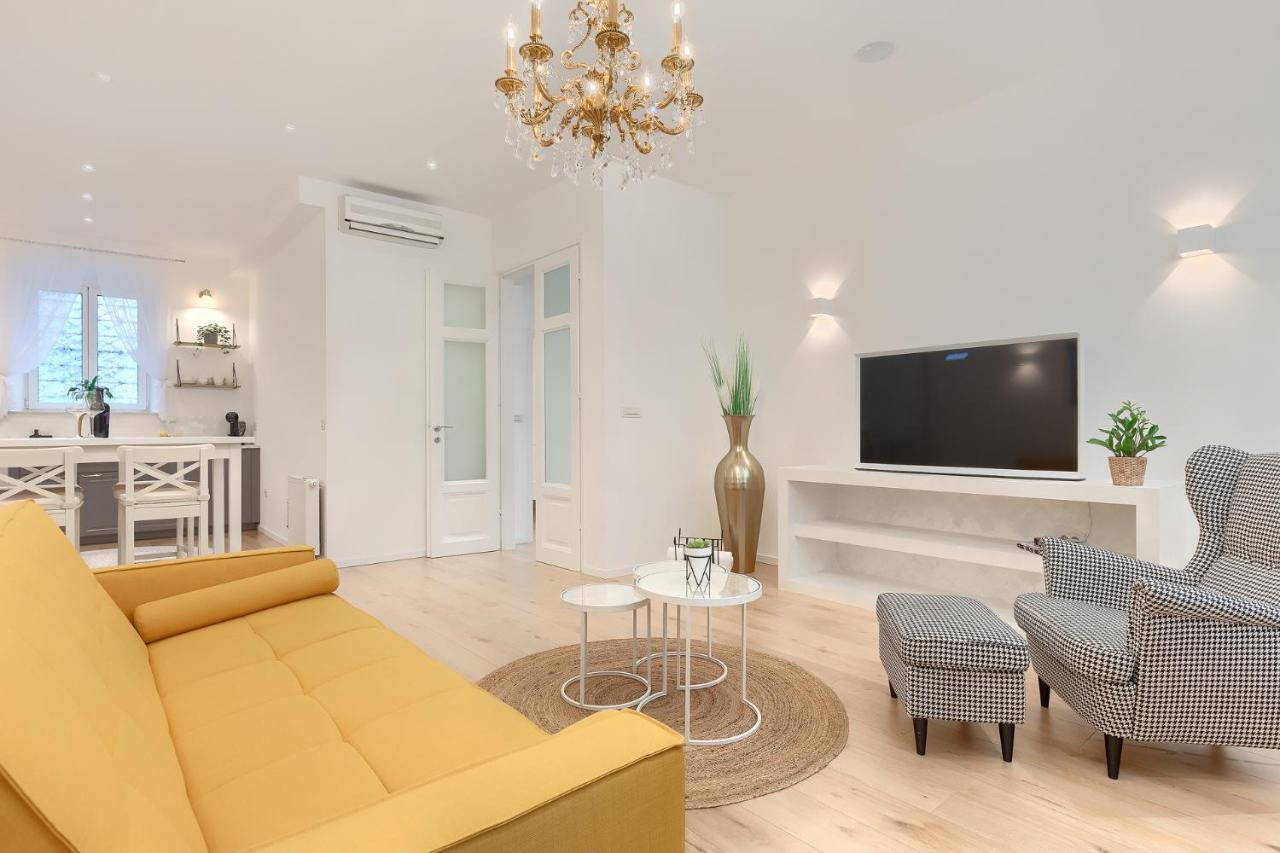 Calafati Apartment With Free Private Parking Rijeka Exterior foto